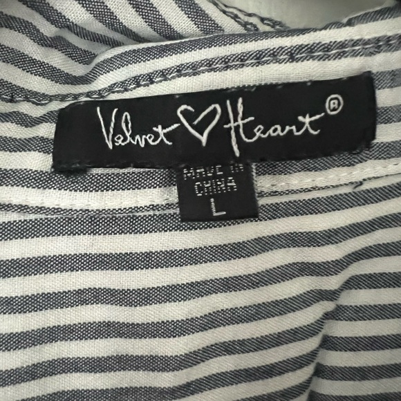 Velvet Heart TALMA CHARCOAL STRIPE SHIRT size Large. Excellent condition! - Picture 5 of 5